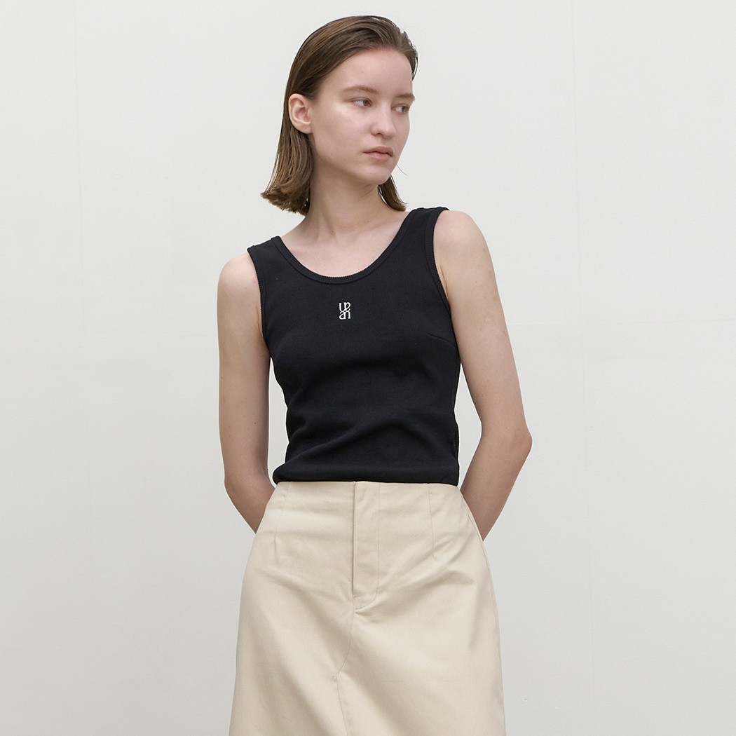(T-6820)ESSENTIAL BACK POINT SLEEVELESS TEE