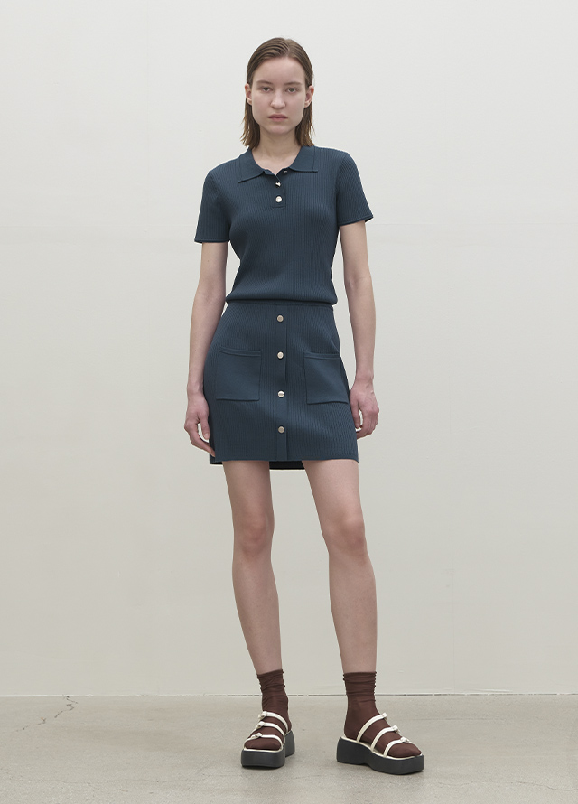 (ZT-6804)ESSENTIAL SYMBOL SEMI CROP TEE Korea