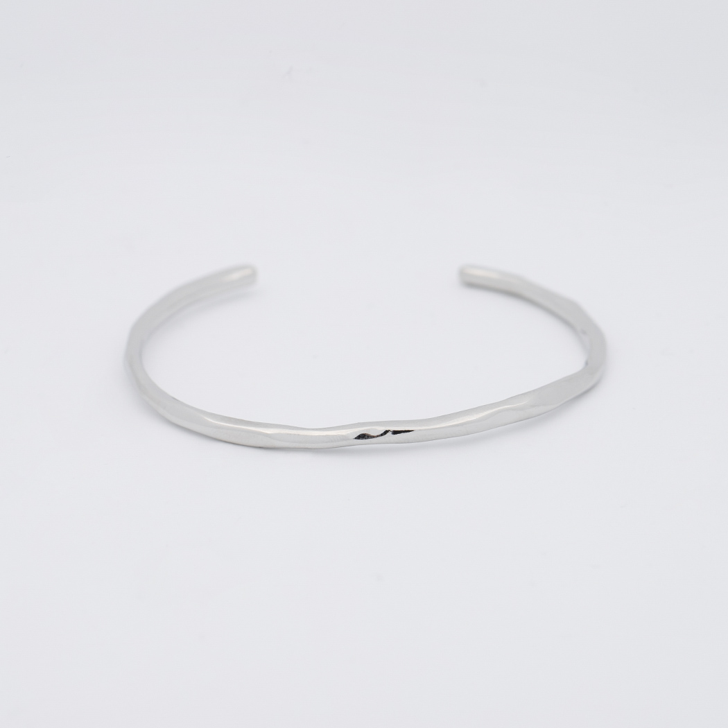 (JW-811)SLIM CUTTING BANGLE