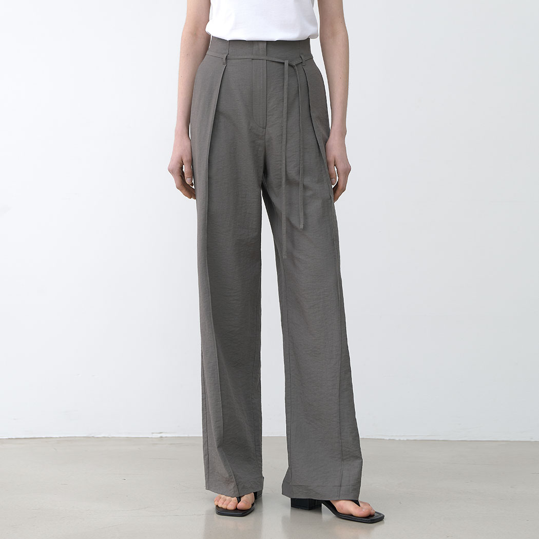 (PT-5660)ESSENTIAL PINTUCK STRAP PANTS