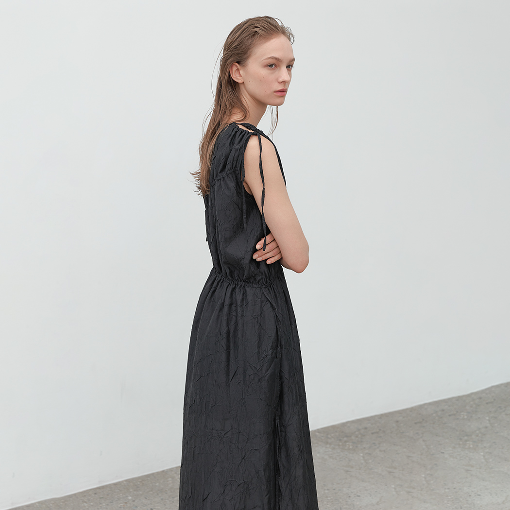 (OP-6279)DARIA CREASE SHIRRING DRESS