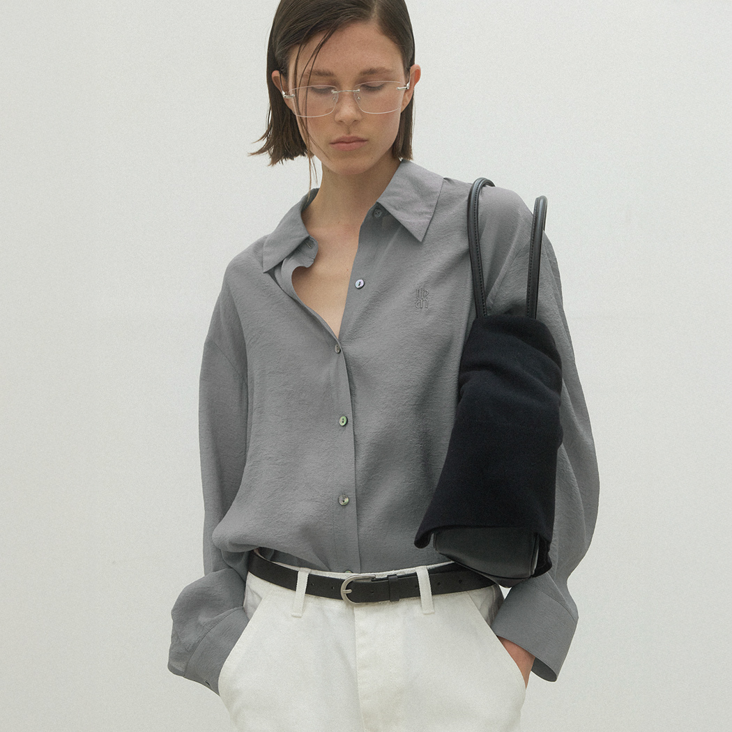 (Z-BL-4263)ESSENTIAL ROUND HEM SHIRT