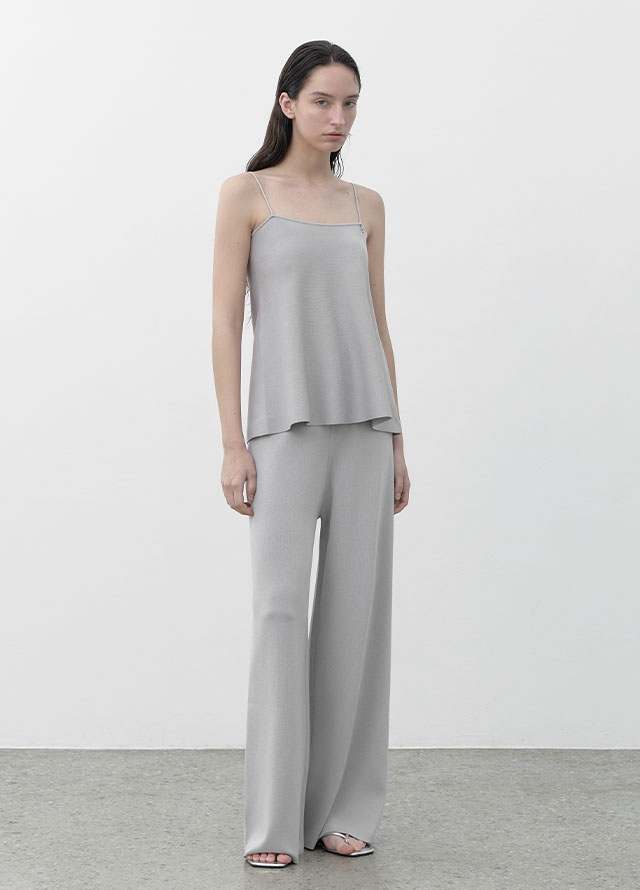 (T-7030)ANNA FLARE SET-UP SLEEVELESS KNIT Korea