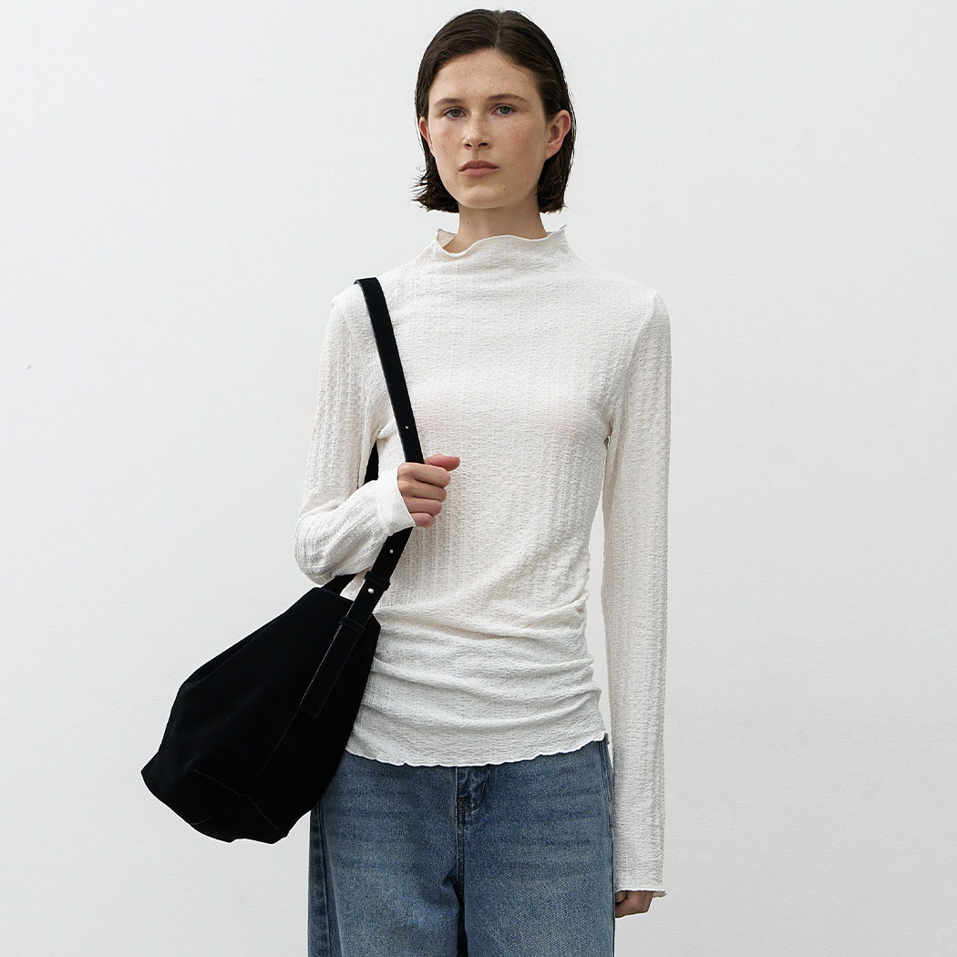 (T-7097)ISLA UNBAL LACE SHIRRING TEE