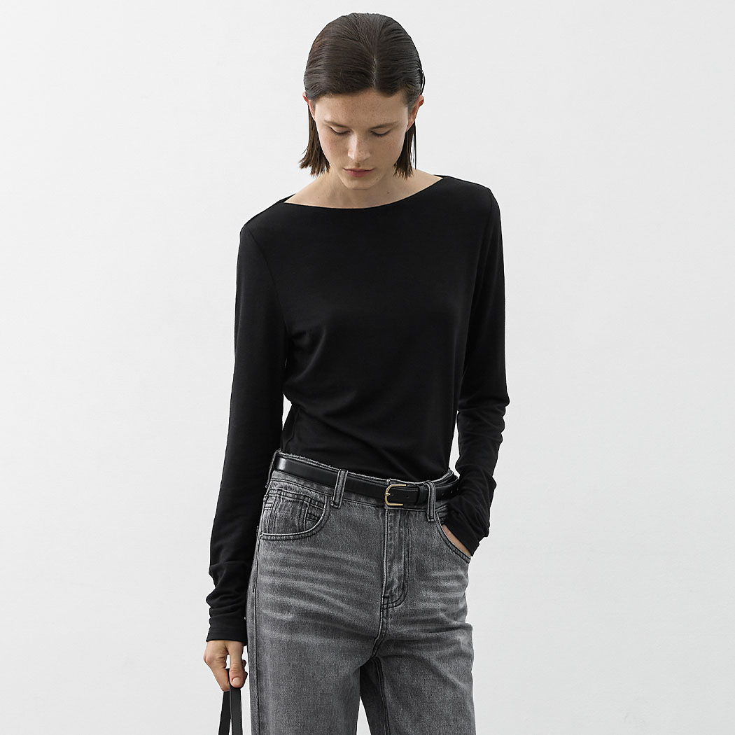 (T-7093)ESSENTIAL BOAT NECK SLIM TEE