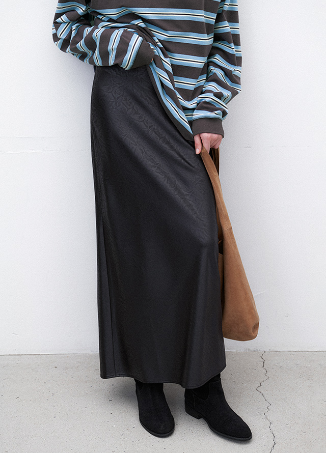 (BL-4372)ESSENTIAL SOLID CROP SHIRT Korea
