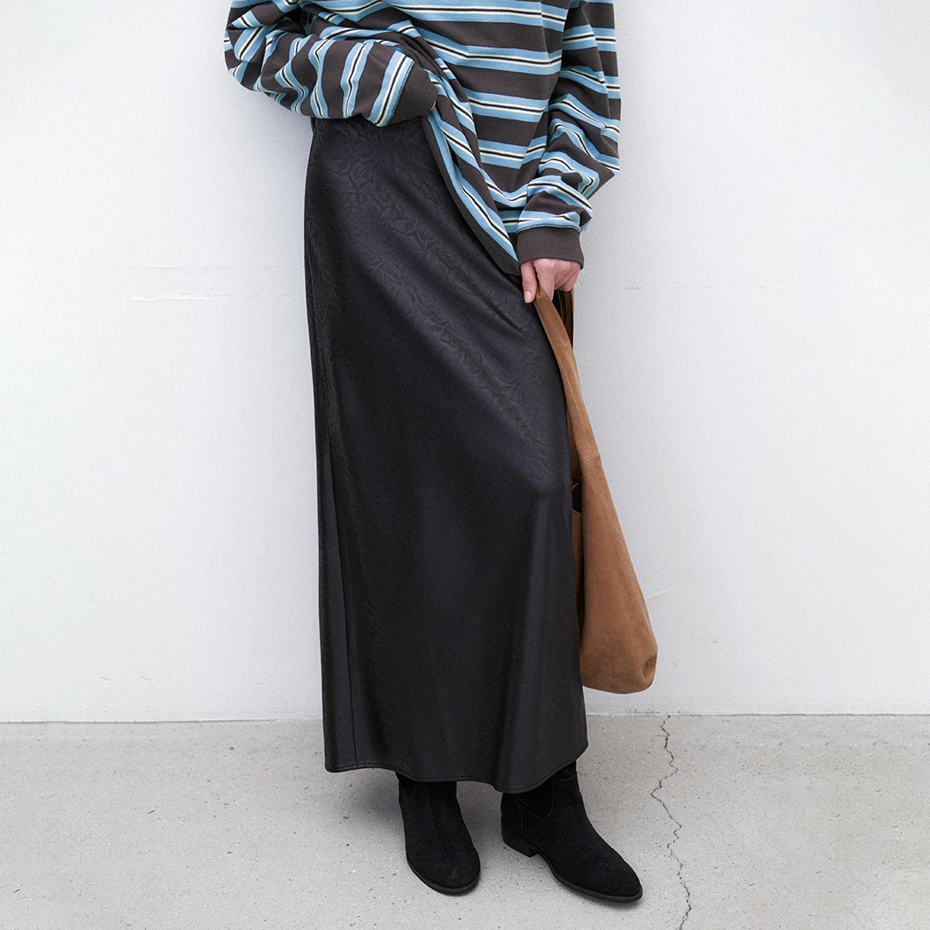 (SK-5048)SILKY SATIN MAXI SKIRT