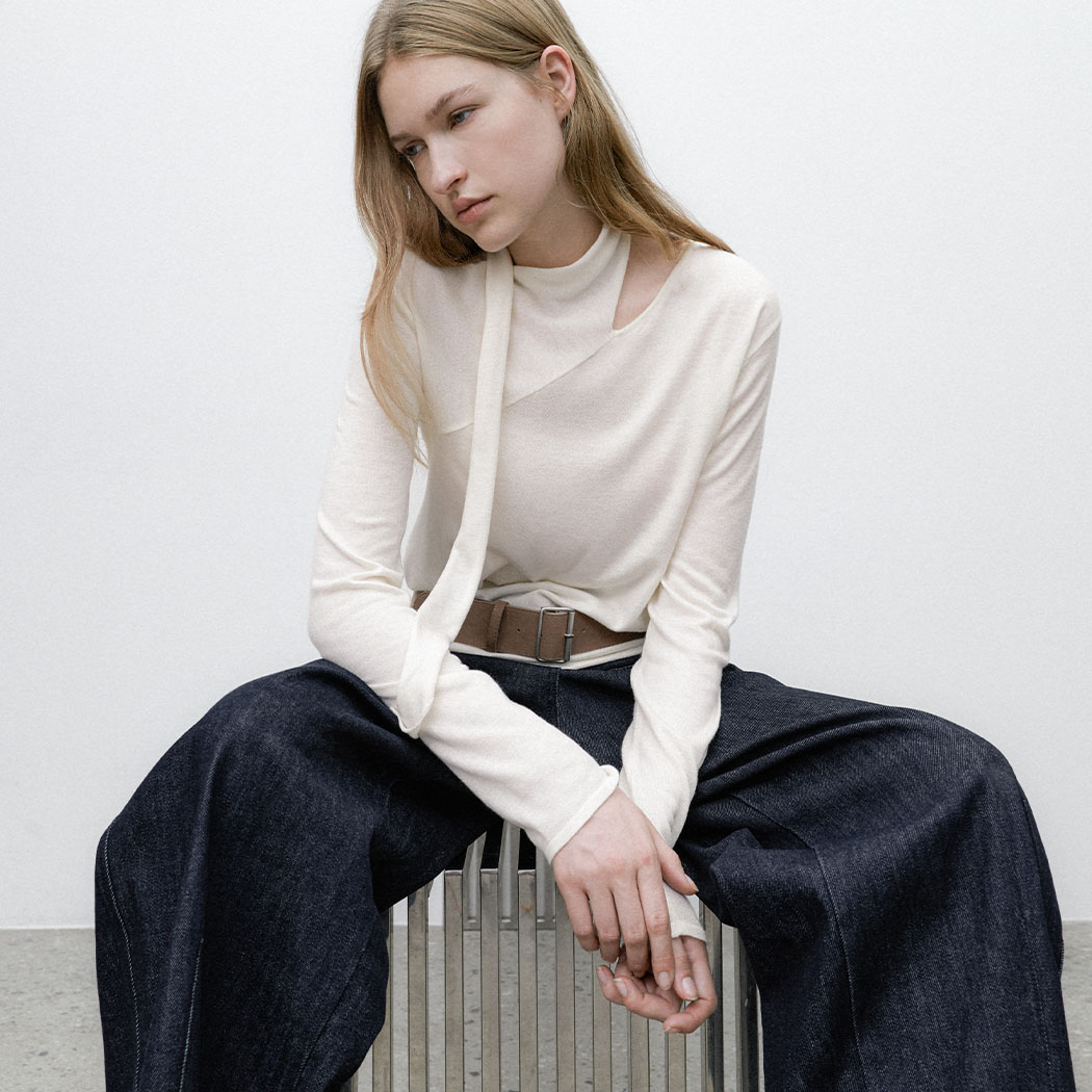 (T-7119)RENOFY SCARFED KNIT TOP