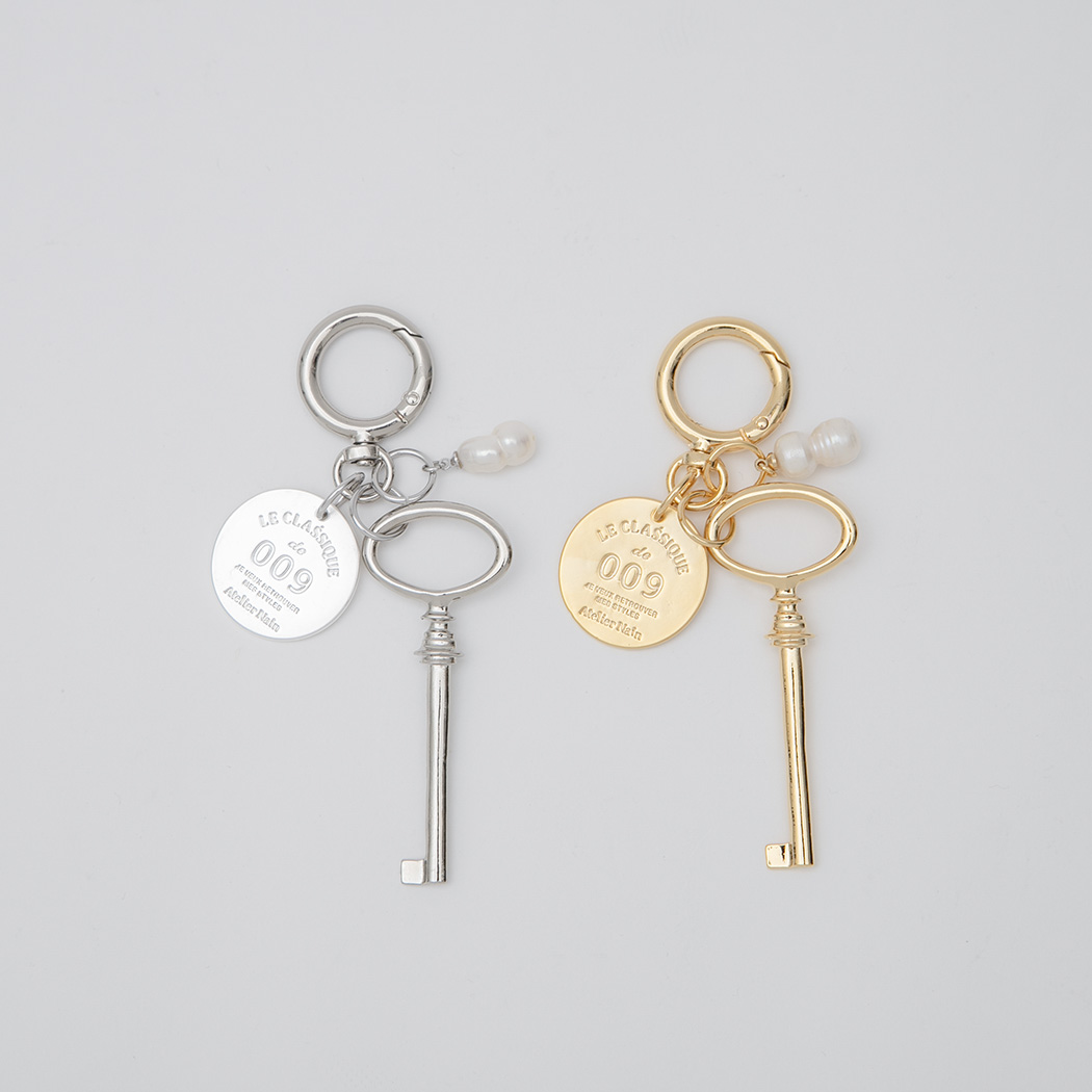 (Z-KR-0006)ATELIER NAIN GOODS VINTAGE LOGO PEARL KEYRING