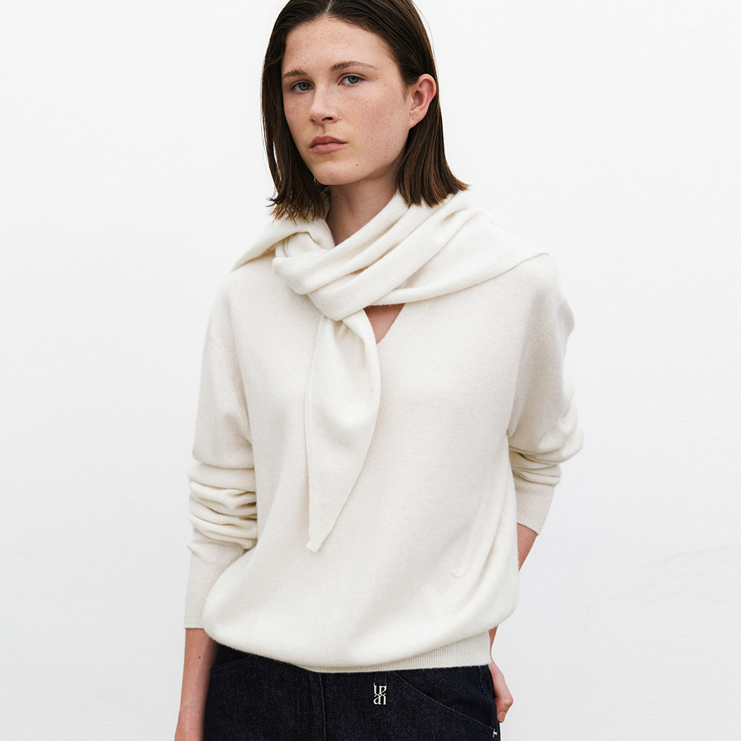 (T-7125)ESSENTIAL CASHMERE DEEP V-NECK KNIT