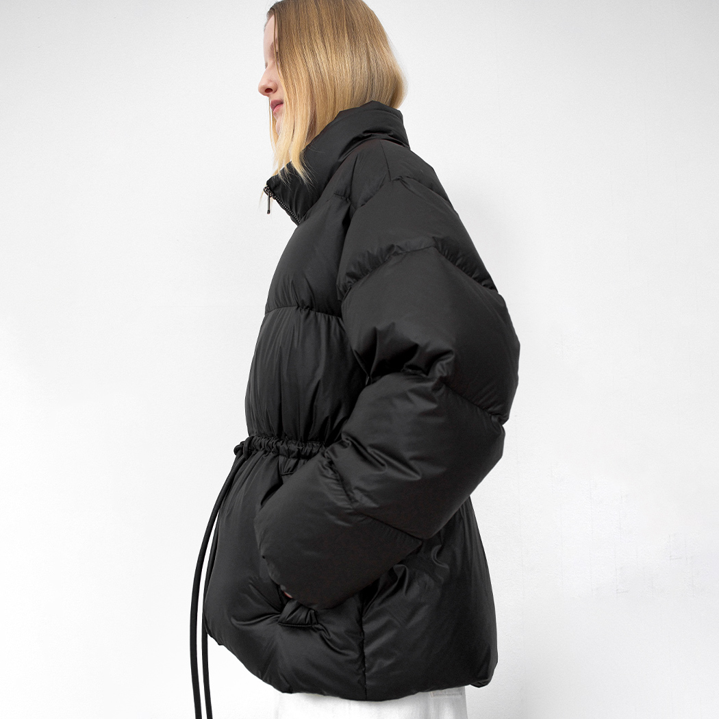 (JP-577)HIGH NECK STRING DOWN JUMPER