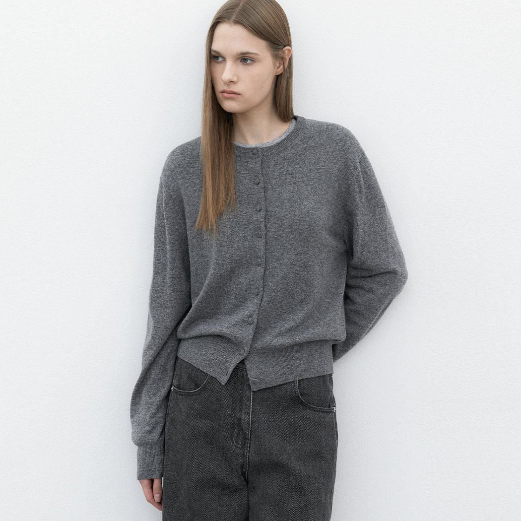 (CD-2237)ESSENTIAL ROUND KONG BUTTON CARDIGAN