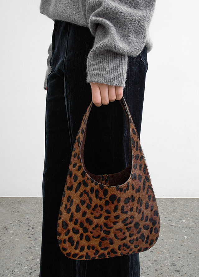 (JP-593)HIGHNECK REVERSIBLE MUSTANG HALF JUMPER Korea