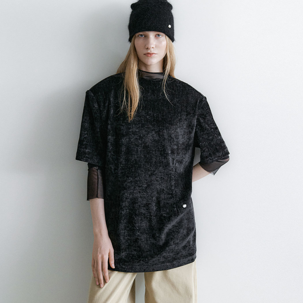 (BL-4382)VELVET PADDED SHOULDER TOP