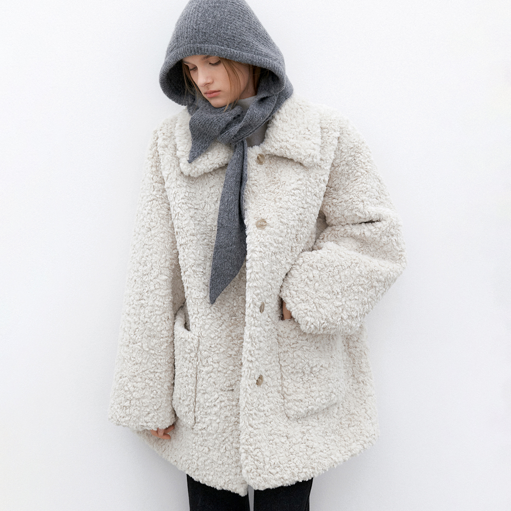 (CT-1469)FLUFFY HALF FUR COAT