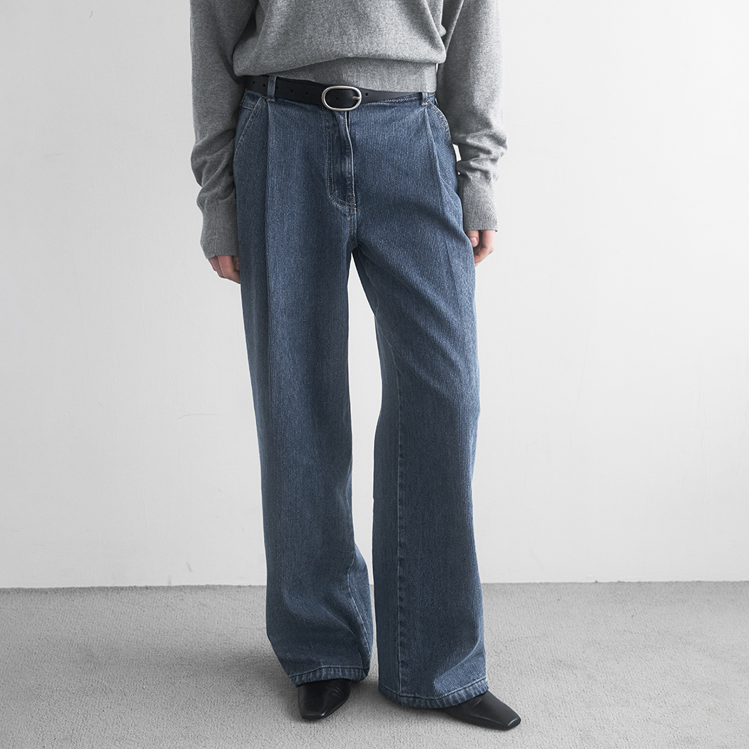 (PT-5739)TEXTURED TUCK DENIM PANTS