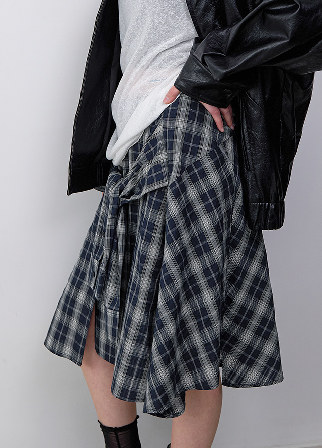 (JP-601)CRINCLE LEATHER OVERSIZED JUMPER Korea