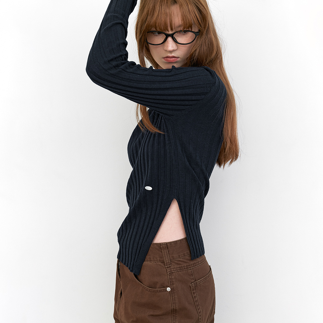 (T-7182)SLIT DETAIL SHEER RIBBED SLIM KNIT