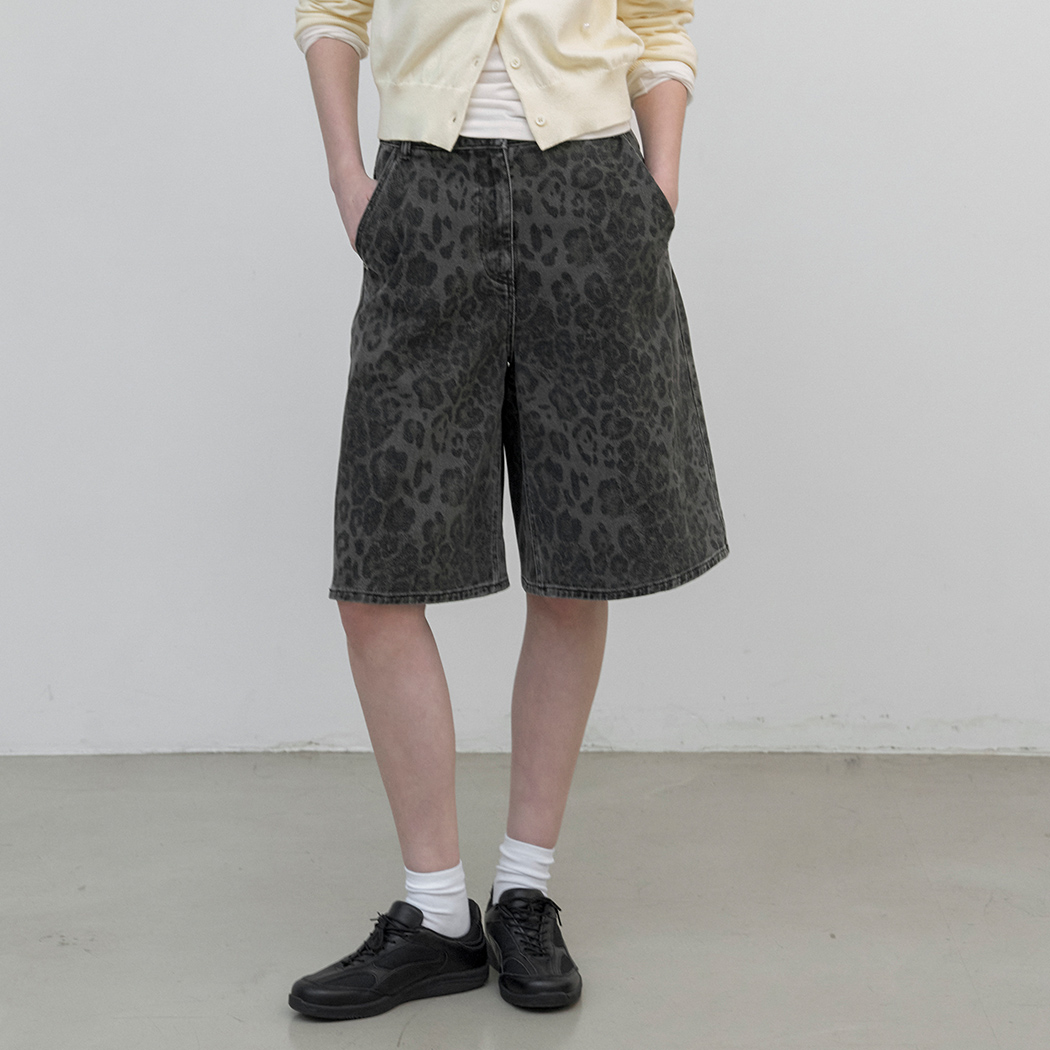 (PT-5756)LEOPARD BERMUDA PANTS