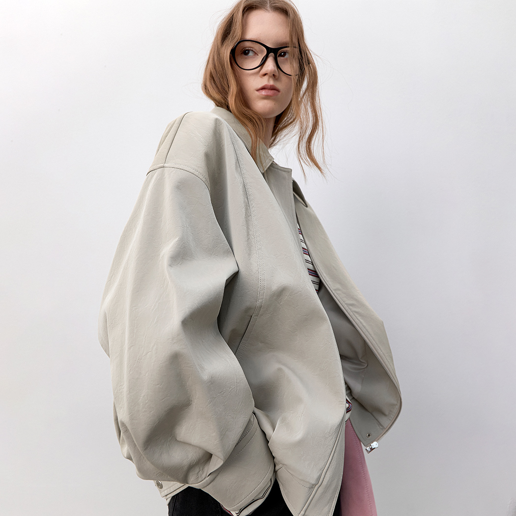 (Z-JP-586)OVERFIT GLOSSY SNAP BUTTON BLOUSON