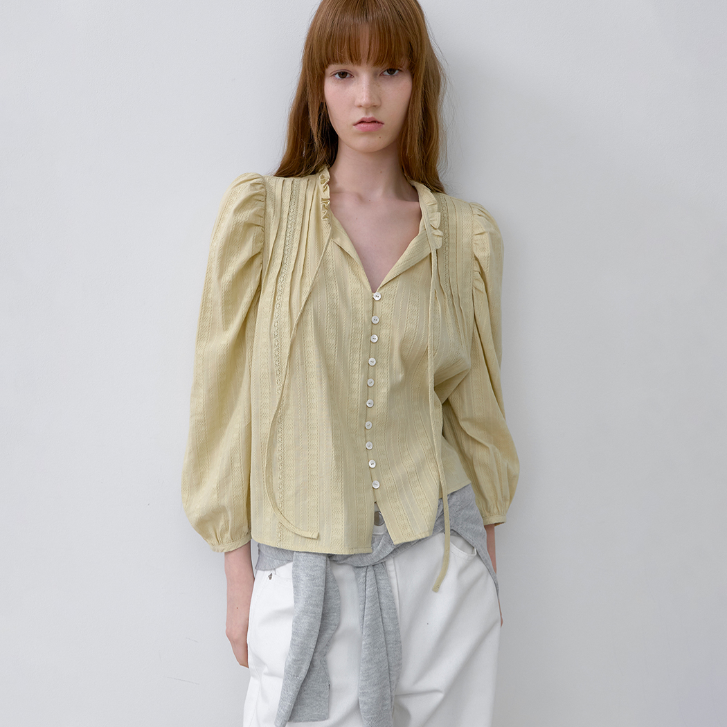 (BL-4394)VOLUME SLEEVE LACE COTTON BLOUSE