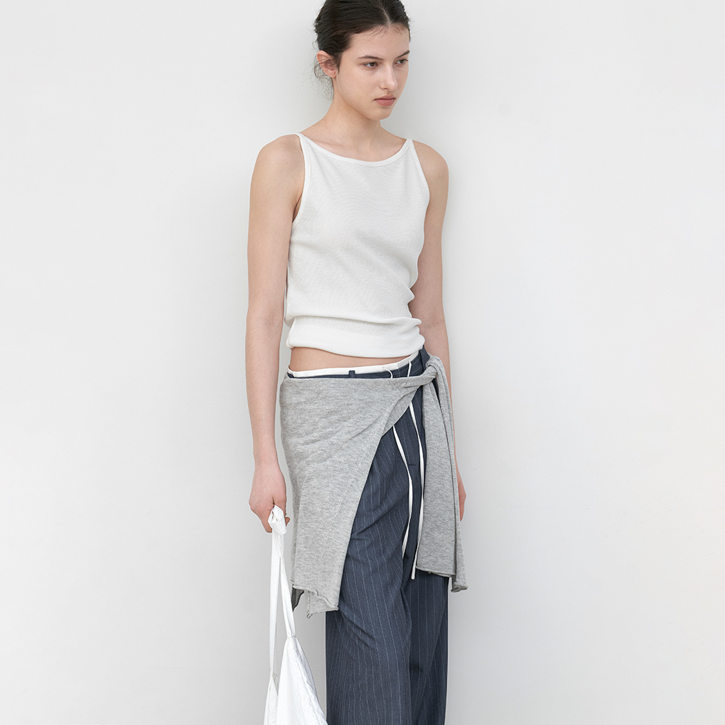 (ZT-6930)ESSENTIAL SOLID SLEEVELESS TEE