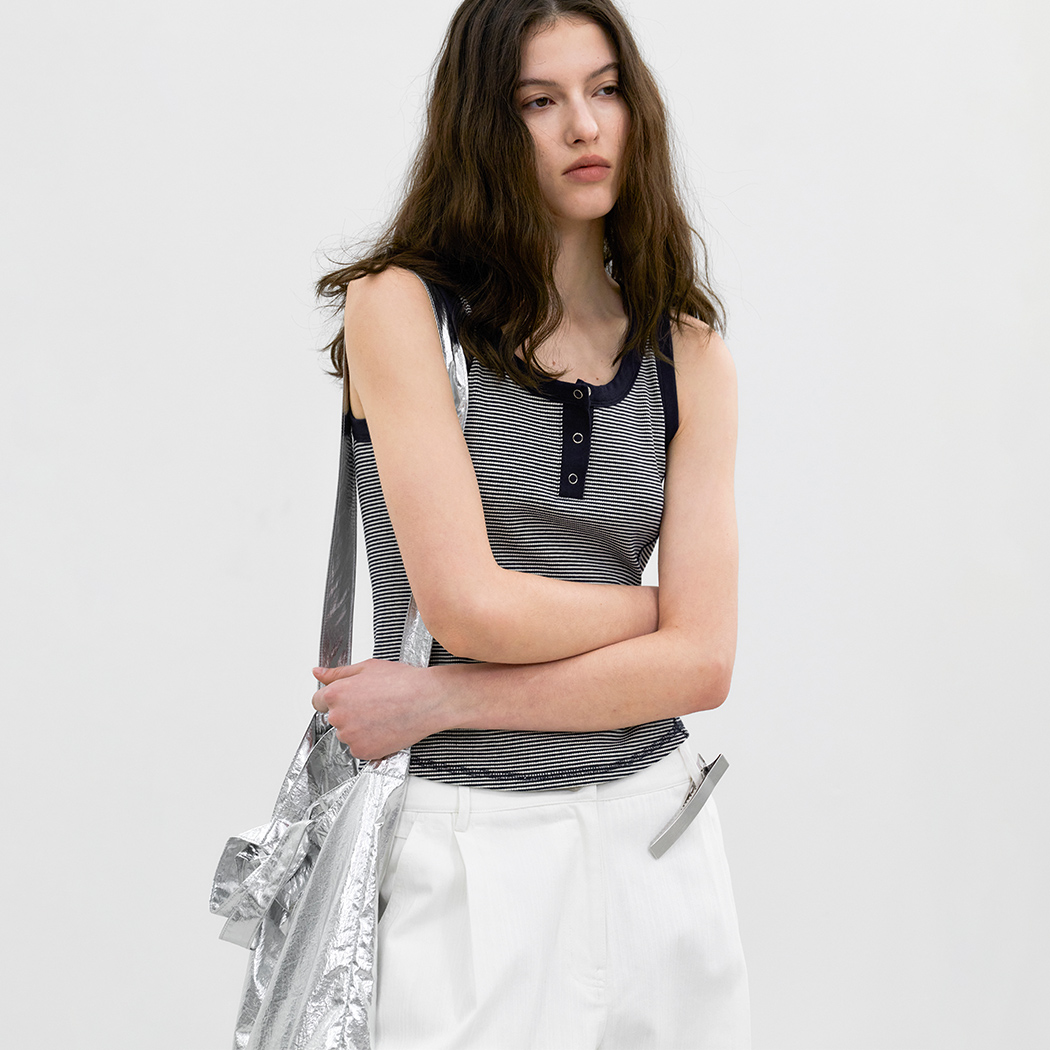 (T-7218)SCOOP NECK EYELET STRIPE SLEEVELESS