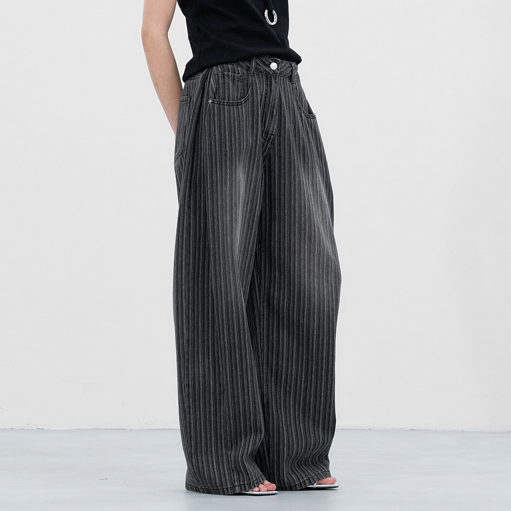 (PT-5769)TUCK CURVED STRIPE DENIM PATNS