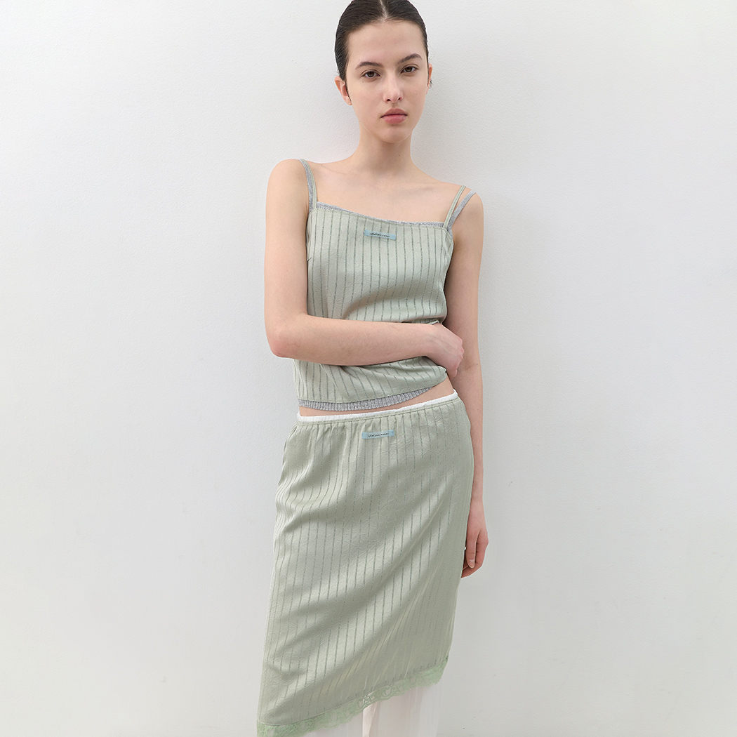 (BL-4425)AN SATIN SET-UP STRIPED TOP S