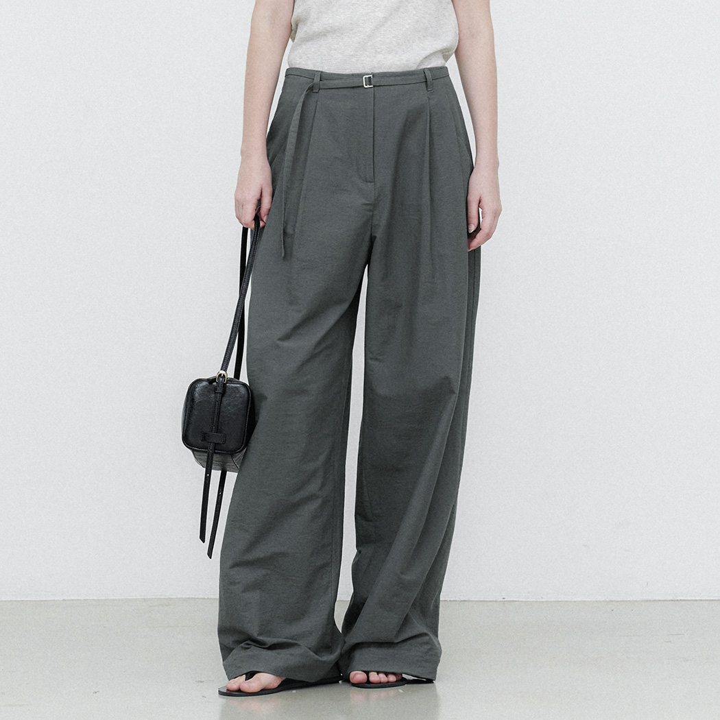 (PT-5776)BELTED TWO TUCK WIDE SUMMER PANTS S