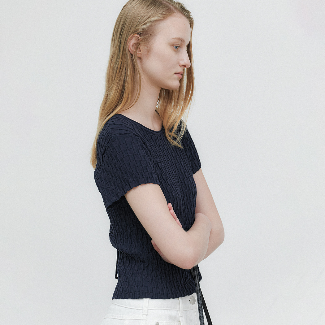 (ZT-7058)BACK STRING CROP KNIT