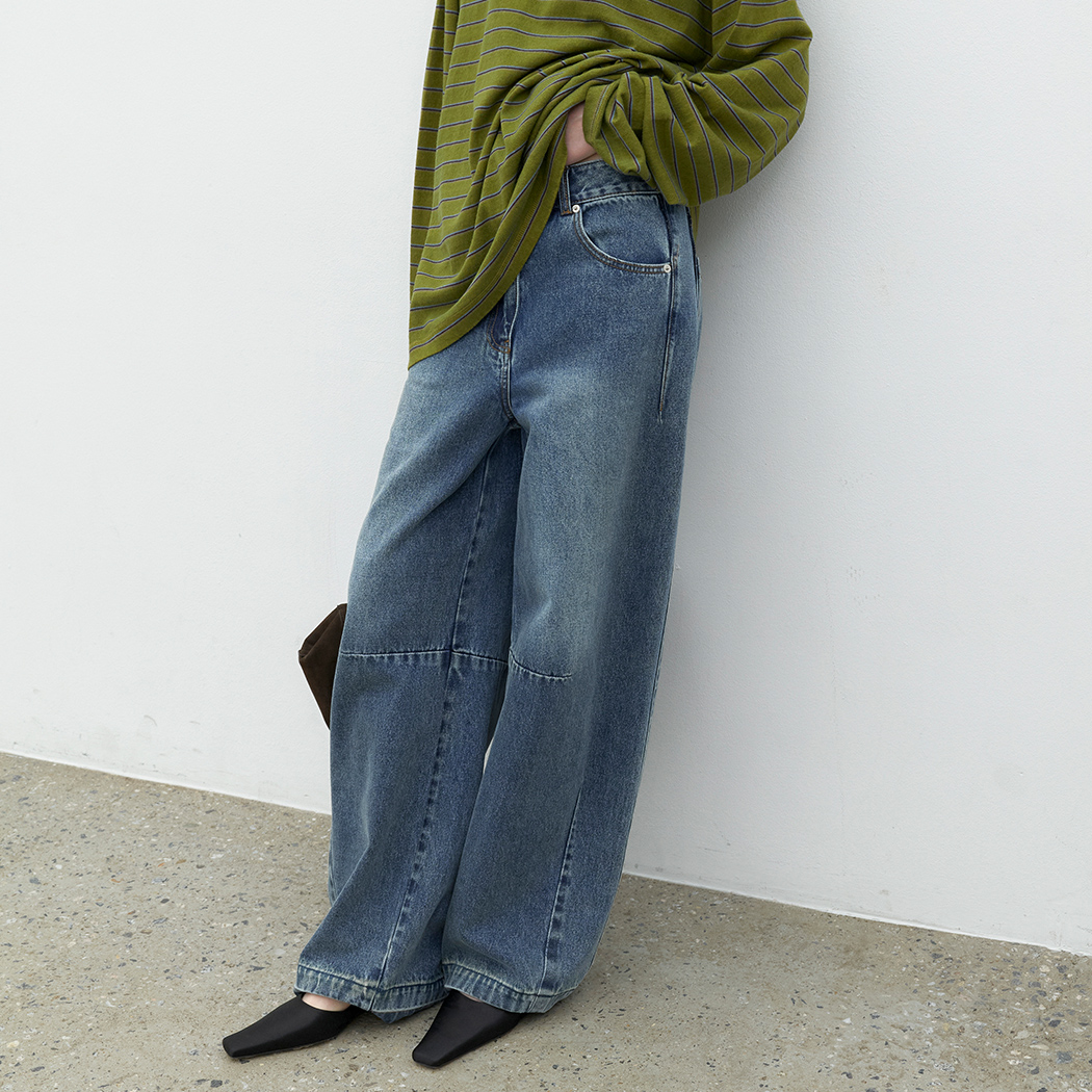 (PT-5817)DARTED CURVE BARREL JEAN