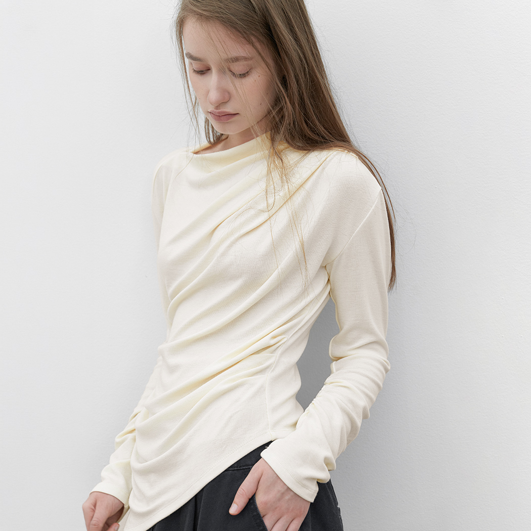 (T-7275)SOFT SLIT NECK SHIRRING JERSEY TOP