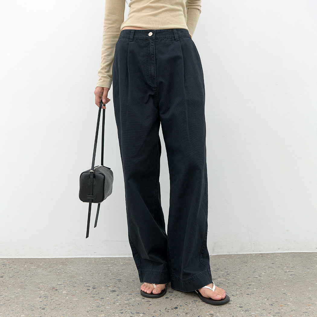 (PT-5806)BANDING TUCK COLOR DENIM PANTS