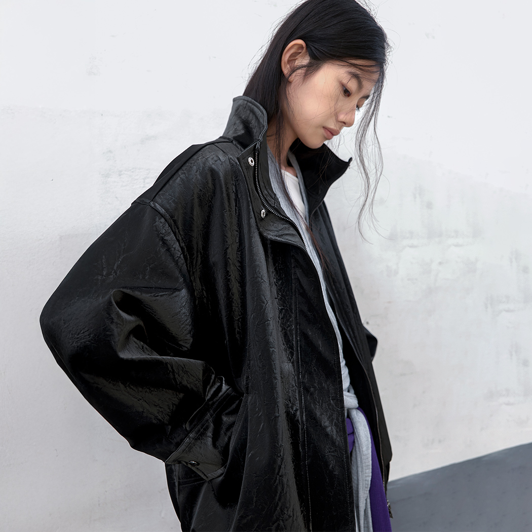 (JP-613)OVERFIT GLOSSY LEATHER HIGH NECK BLOUSON