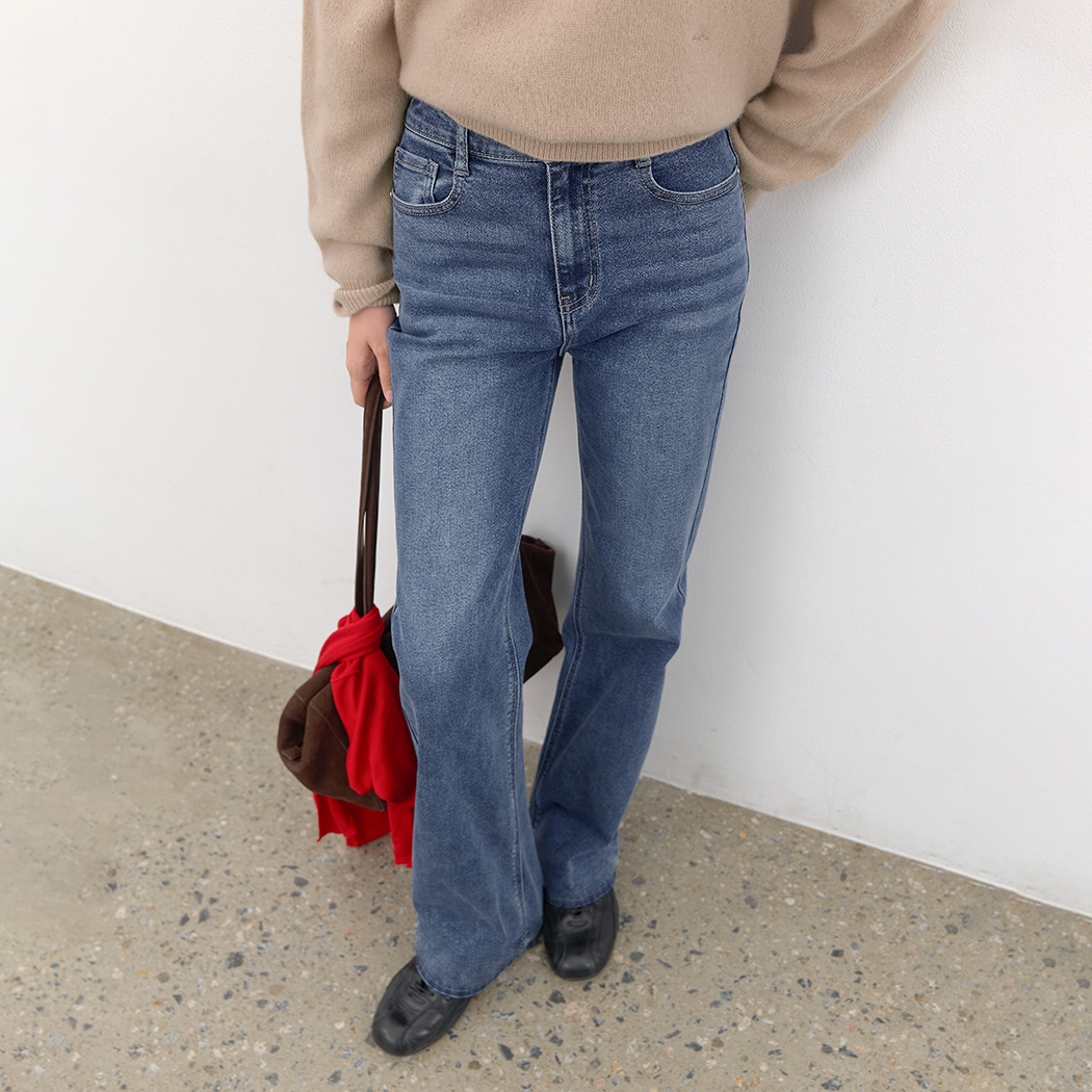 (X-PT-5804)SLIM SEMI BOOTSCUT DENIM PANTS Korea