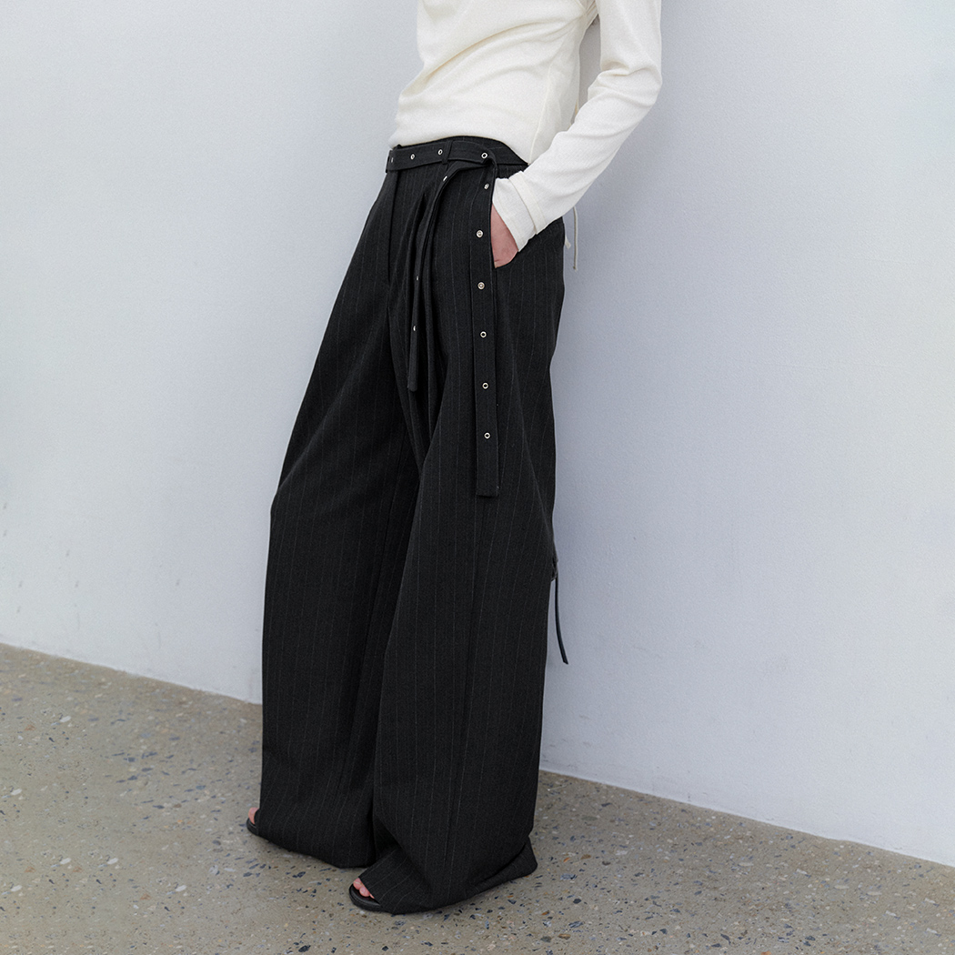 (PT-5816)EYELET BELTED STRIPE TWO TUCK PANTS S Korea