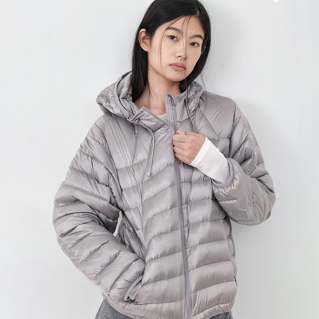 (JP-619)LIGHTWEIGHT GLOSSY HOODY DUCK DOWN