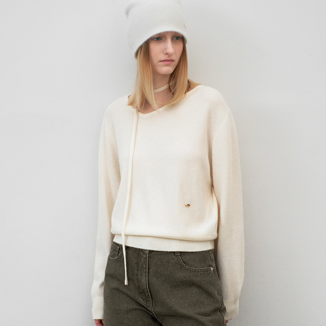 (ZT-7142)SIDE NECK STRAP DETAIL KNIT