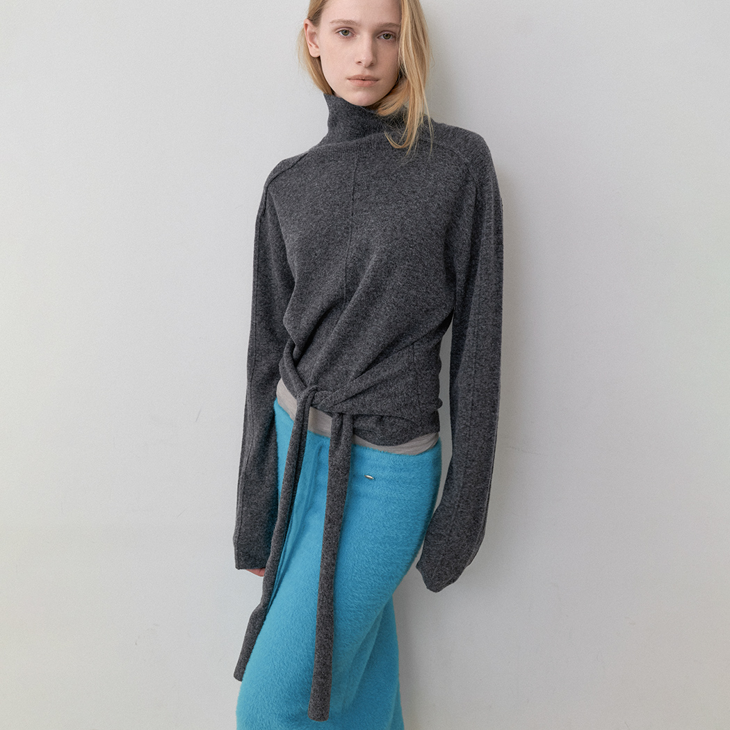(T-7358)WAIST STRAP TURTLE NECK KNIT